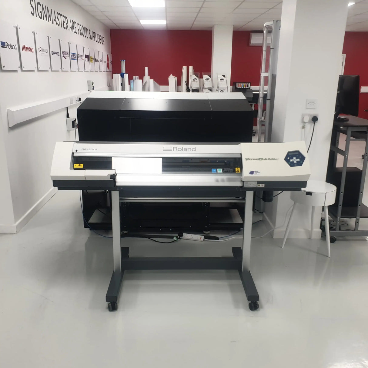 front of roland sp-300i printer - signmastersystems