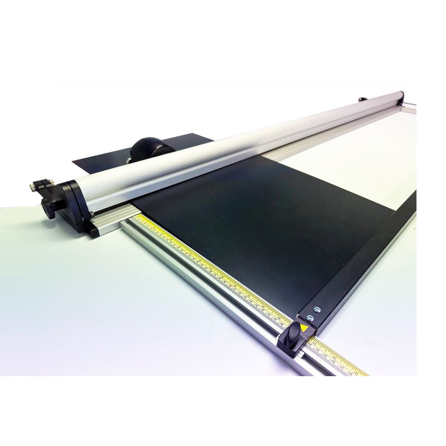 image of trimalco back fence and media guide - signmastersystems