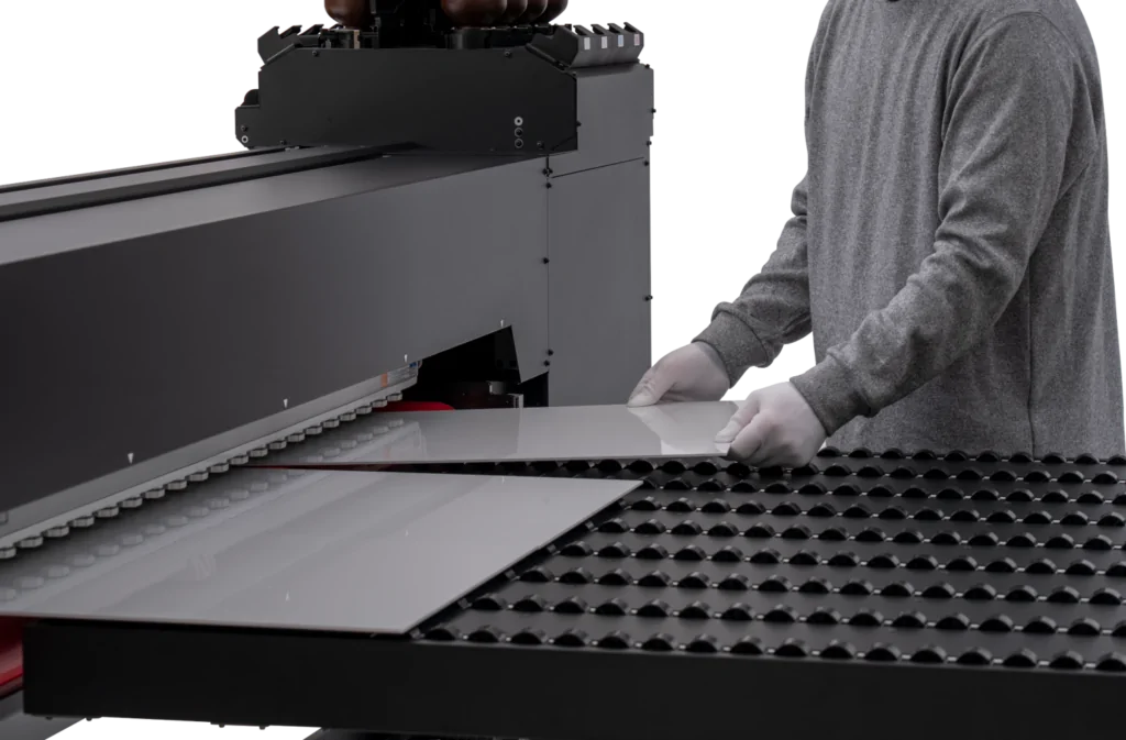 Mimaki UJ330H-160 | UV Hybrid Printer