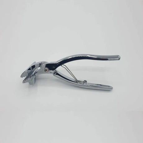 image of canvas stretcher pliers - signmastersystems